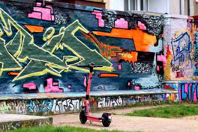 法律边界!榴莲社区付费心理深读(134 )